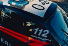 Auto dei Carabinieri con il numero di emergenza 112