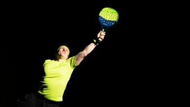 Filippo Salaris in scena in Onora il Padel