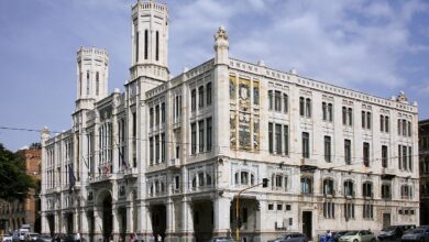 Palazzo Bacaredda, sede del Comune di Cagliari, in via Roma