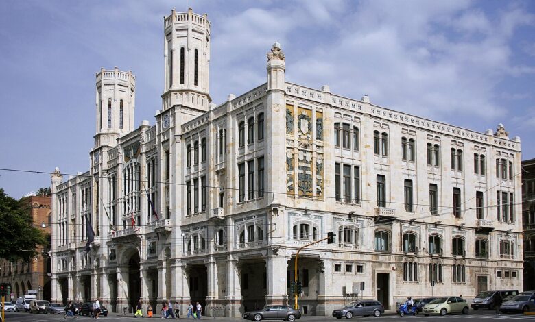 Palazzo Bacaredda, sede del Comune di Cagliari, in via Roma