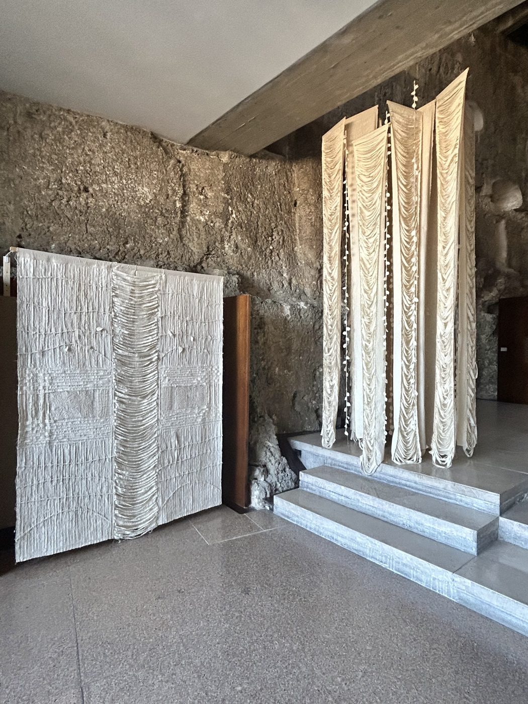 Opere di Maria Grazia Medda nella mostra Terra Madre alla Cittadella dei Musei